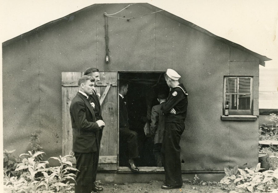 l - r:  Stanley Andrzejewski'Andy', Henry Knoche, Leo Ruhlman inside doorway, Wally Jeske - by beerhouse