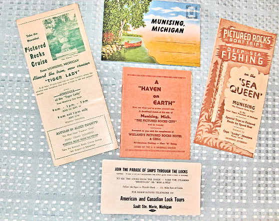 group of wedding souvenir pamphlets, Munising MI